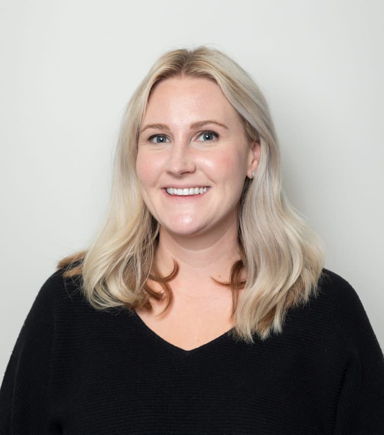 Photo of Carly Bussen